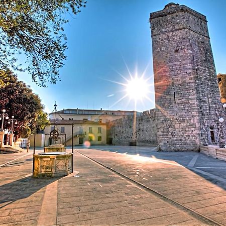 Holiday Apartment Nina , Zadar Old Town Buitenkant foto