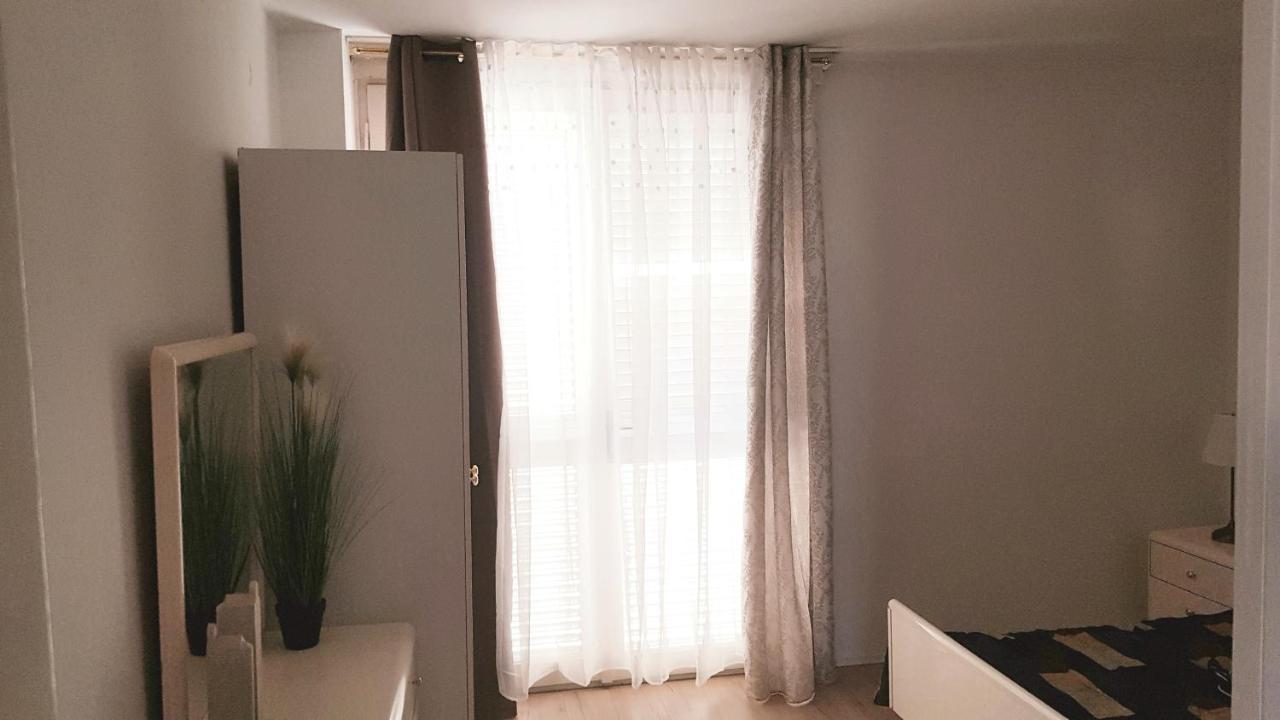 Holiday Apartment Nina , Zadar Old Town Buitenkant foto